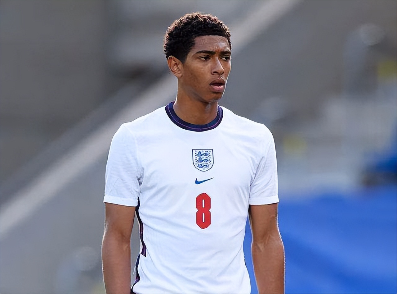 3分22秒，迪亚斯打破自己的哥伦比亚球员欧冠最快进球纪录（仅用3分22秒，迪亚斯再度改写哥伦比亚球员欧冠最快破门纪录）