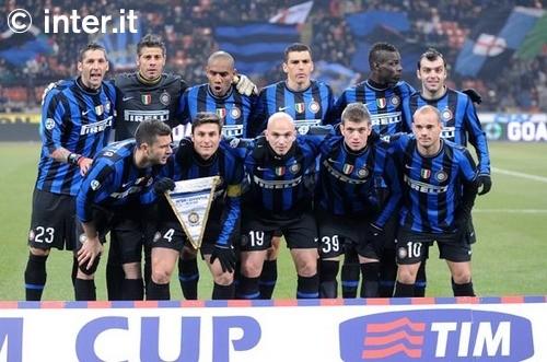 凯恩已在德甲10次完成帽子戏法，为该联赛历史第5多（凯恩德甲已上演10次帽子戏法，历史第5多）