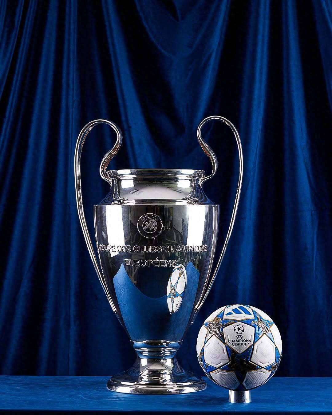 记者：拜仁和于帕进行深入谈判，他们预计球员最终会完成续约