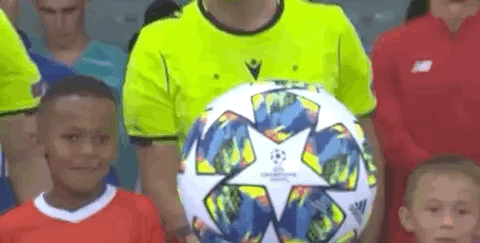 第10个亚军，申花上次拿到中国足球顶级联赛冠军还是30年前（申花第10次屈居亚军，上次问鼎中国顶级联赛已是30年前）