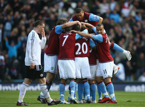 西班牙4-0客胜格鲁吉亚基本直通世界杯，奥亚萨瓦尔两射一传