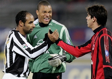 乌尔比希：赛前4个半小时得知自己会首发；时刻准备为球队效力