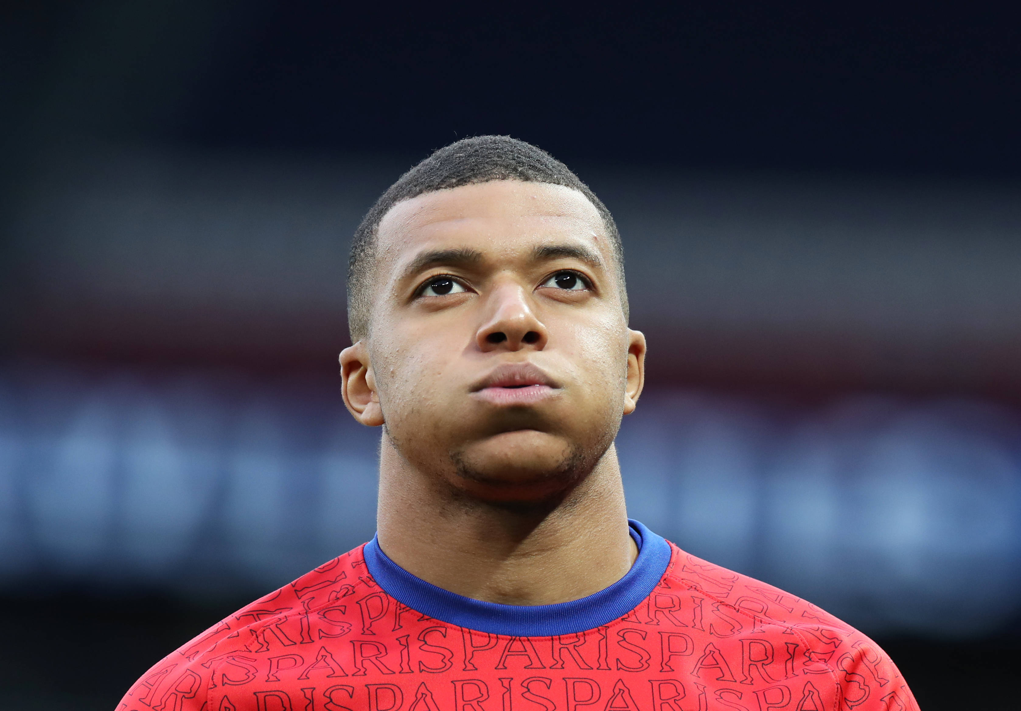 太阳报：英超想本赛季引入裁判摄像头，联盟将要求俱乐部同意（太阳报：英超拟本赛季启用裁判佩戴摄像头，需经各俱乐部同意）