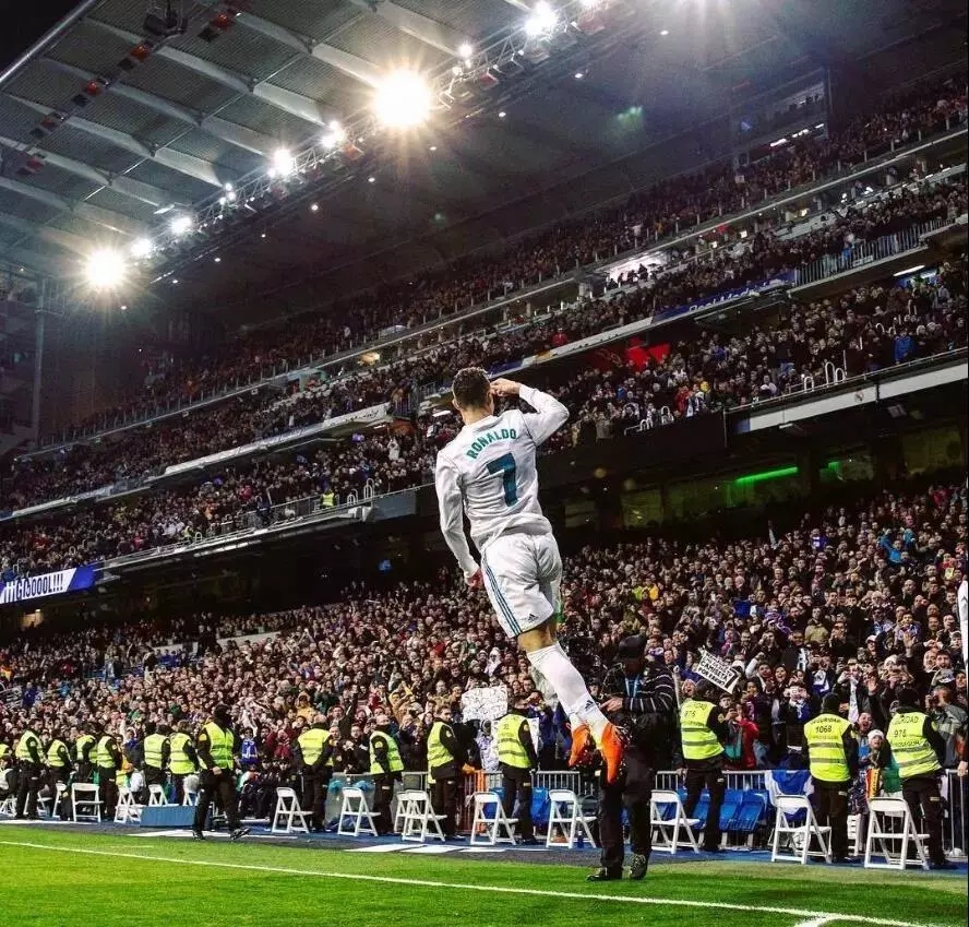 官方：中超球队申请准入的所有者权益应为3000万元以上（官方明确：申报中超准入的俱乐部所有者权益须不低于3000万元）