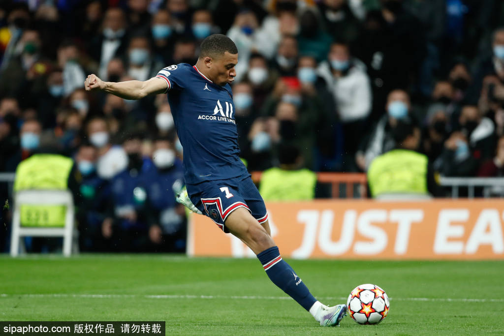 快船队暂不交易哈登伦纳德，坚持现有阵容