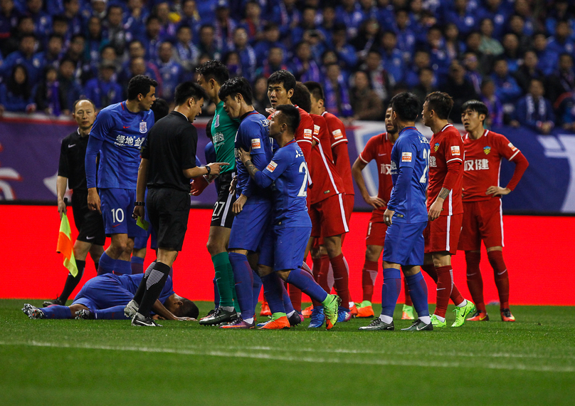 美记：多名高管认为马刺能为字母哥的交易提供理想报价