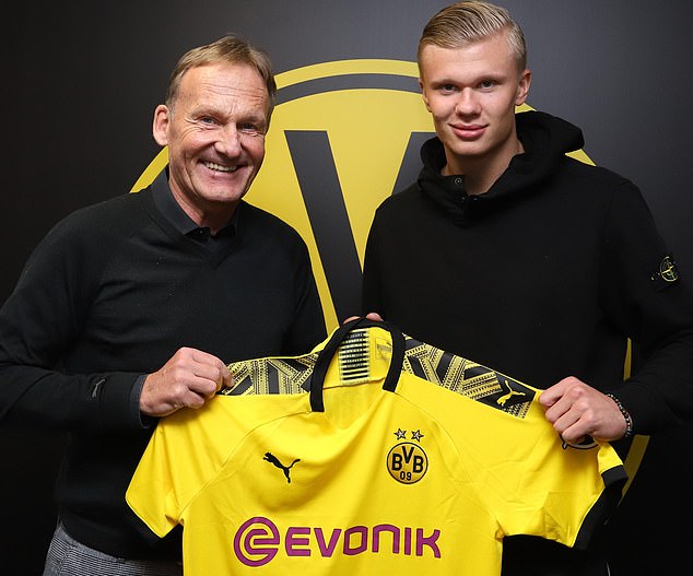 巴萨主场已18年未输给马竞 数据支持延续纪录（巴萨主场对马竞18年不败，数据看好纪录再续）