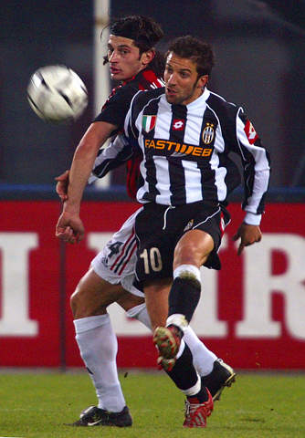 足球训练如何科学安排？（如何科学规划足球训练？）