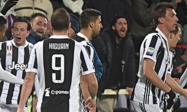 名记：姆巴佩告诉老弗爷，维尼修斯更关注球迷而不是场上表现（名记称：姆巴佩告知弗洛伦蒂诺，维尼修斯更在意球迷而非比赛表现）