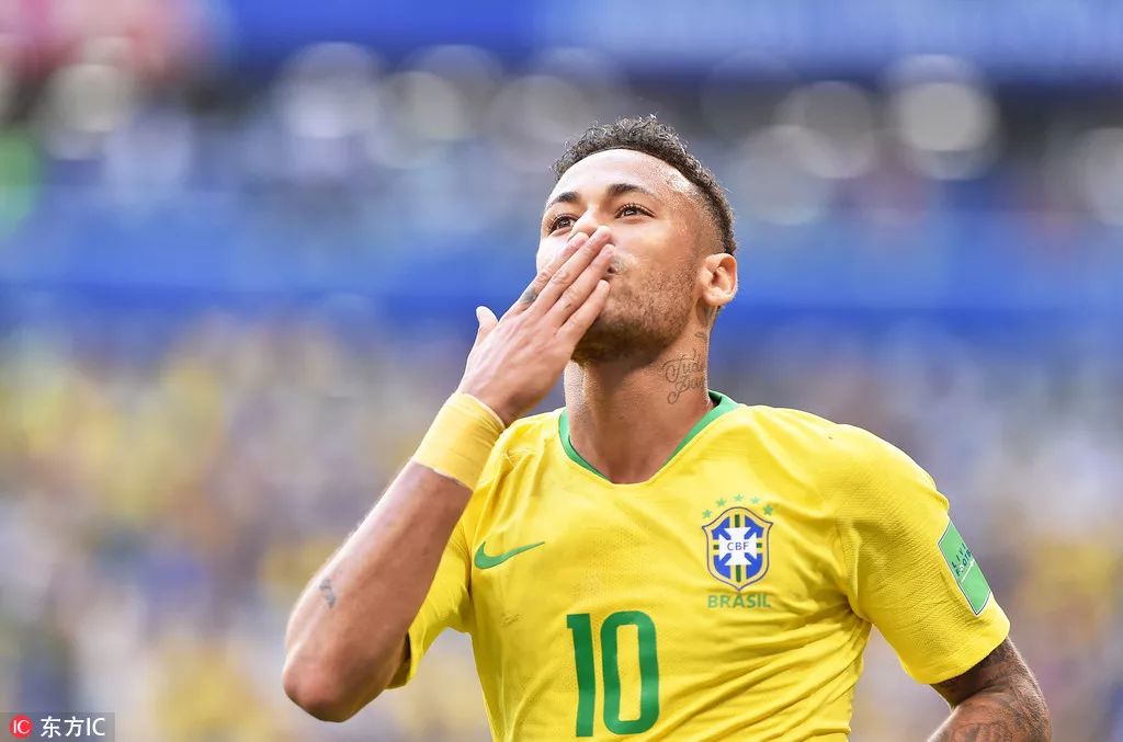 102-105！这就是波斯特和格林的区别，勇士第一防守球员已有答案