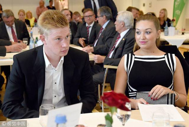 纽卡vs曼城首发：哈兰德PK沃尔特马德，托纳利、多库先发（纽卡对曼城首发出炉：哈兰德迎战沃尔特马德，托纳利、多库领衔先发）