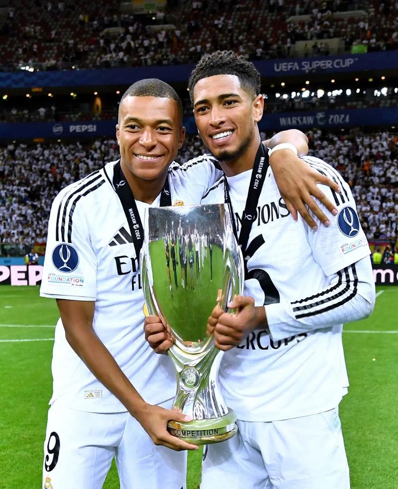 卡尔vs弗赖堡数据：传射建功，完成4次过人+3次抢断